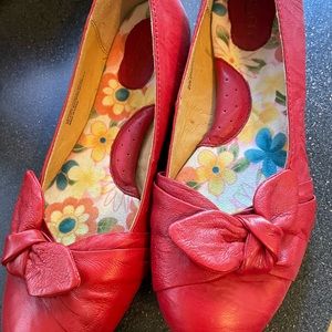 Born womens flats